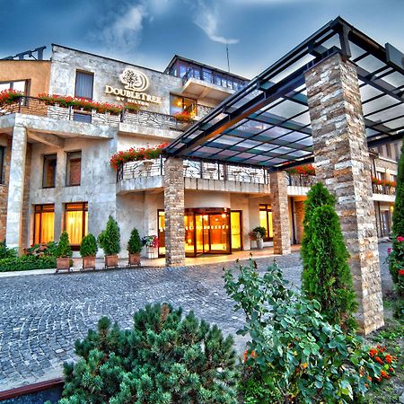 Doubletree By Hilton Hotel Sighisoara - Cavaler Екстериор снимка